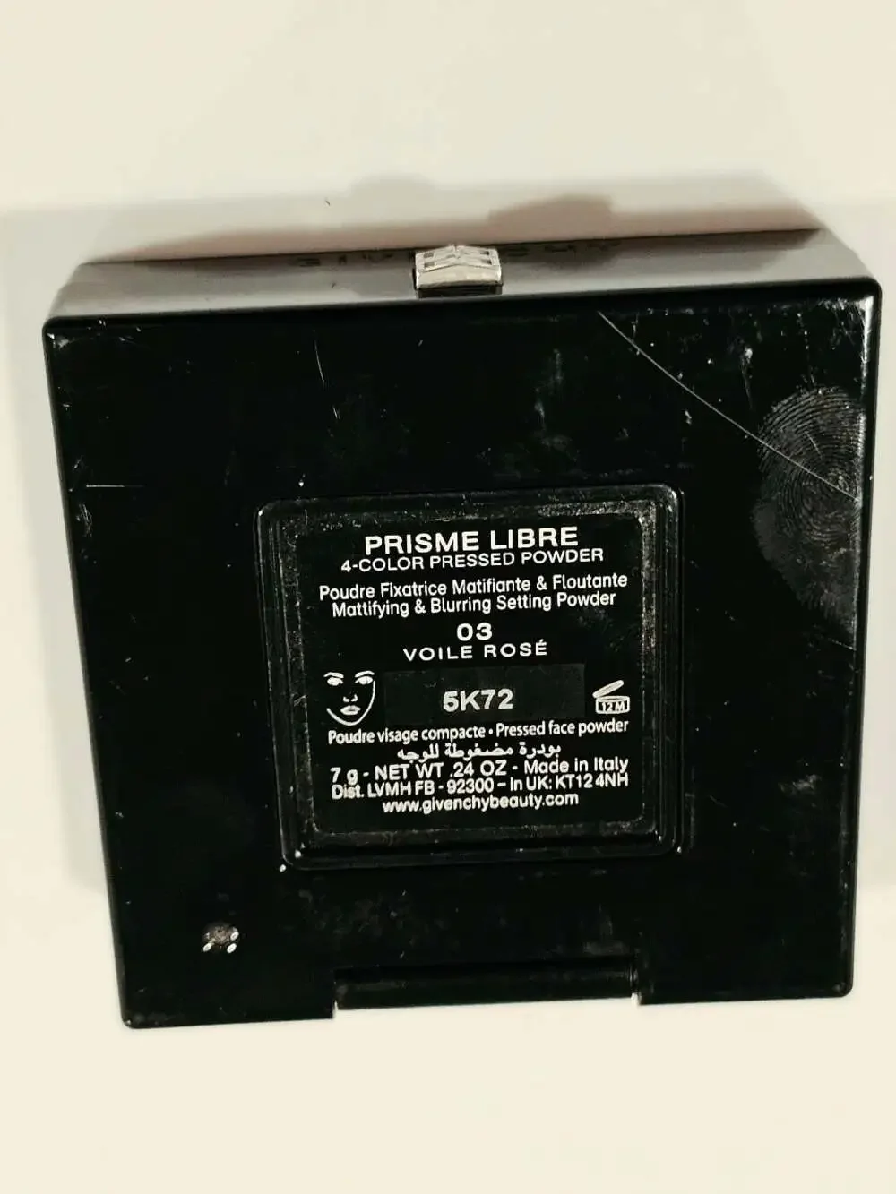 New GIVENCHY Prisme Libre Blurring & Color-Correcting Matte Pressed Powder